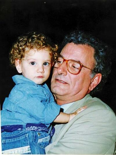 Ο κώστας Χαρδαβέλλας με τον γιό του Κωνσταντίνο