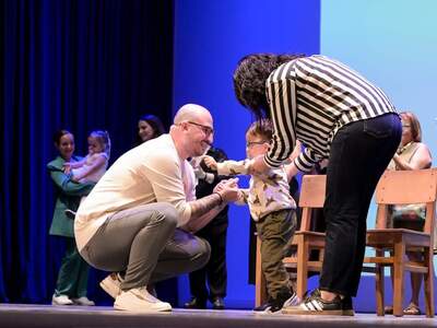 Ο Cagatay από την Τουρκία συνάντησε τον ...