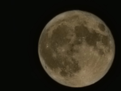 Πανσέληνος της Φράουλας: Μαγική εικόνα μ...