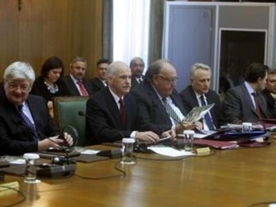 Γ. Παπανδρέου: "Δεν είναι ώρα για α...