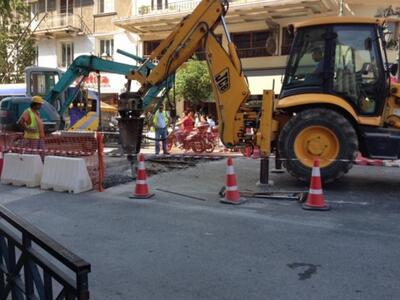 Πάτρα:"Δεν έχω δρόμο να ...διαβώ&qu...