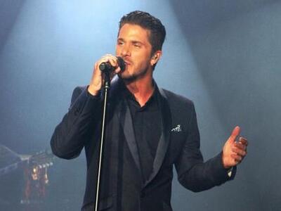 Έτοιμο το νέο τραγούδι του Νίκου Οικονομ...