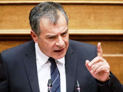 Σταύρος Θεοδωράκης: Παύει η μονοπώληση τ...