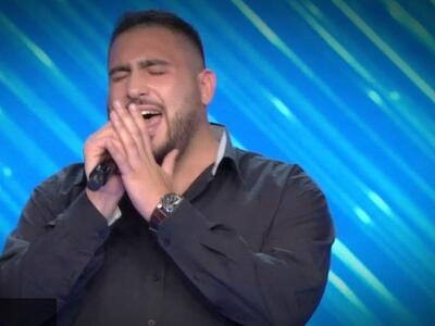 Ο Μουζουράκης ...νούμερο 2 εμφανίστηκε σ...