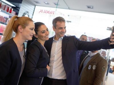 Μητσοτάκης: Δεν μπήκα στον καταυλισμό τη...