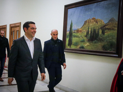 Όταν ο Τσίπρας έπαθε Παπαγγελή! Και η ΚΝ...