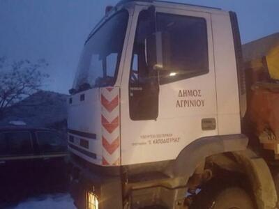 Αγρίνιο: Αποκλεισμένοι από το χιόνι οι ν...