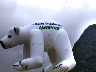Το Χόλυγουντ στο πλευρό της Greenpeace γ...