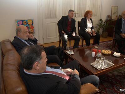 Στιγμιότυπο από την κατ' ίδιαν συνάντηση 