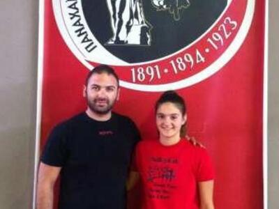 Βόλεϊ: Η Ελένη Παγωμένου στην Προεθνική ...