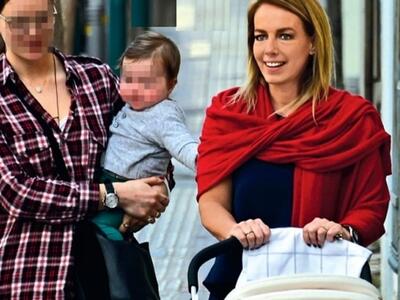 Η Δανάη Στράτου και το...παιδικό καροτσά...