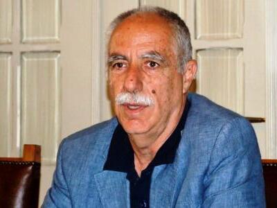 Γιατί δεν κατεβαίνει στις δημοτικές εκλο...