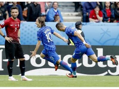 EURO 2016: Με το "δεξί η Κροατία - ...