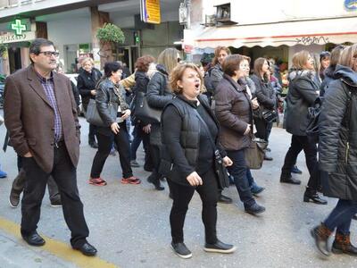 Πάτρα: Στους δρόμους ο Δήμαρχος Κώστας Π...