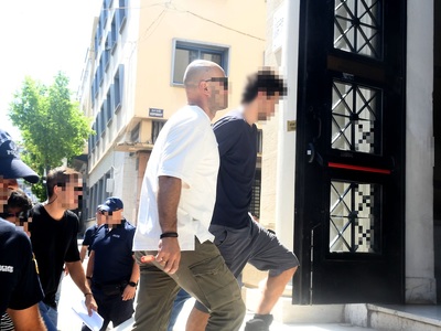 Πάτρα: Στον ανακριτή οι δύο νεαροί για τ...