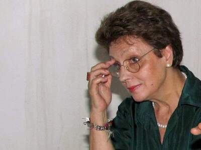 Έφυγε από τη ζωή η σπουδαία ιστορικός Τέ...