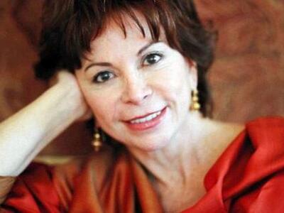 Ιζαμπέλ Αλιέντε: Μια ζωή σαν μυθιστόρημα 