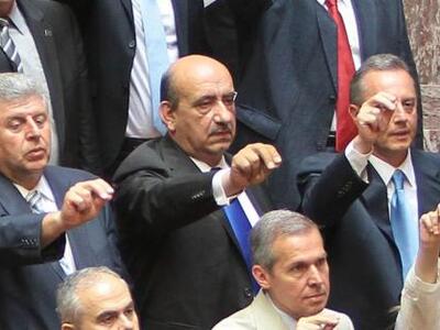 Αθανάσιος Νταβλούρος: «Θέλω να εκφράσω τ...