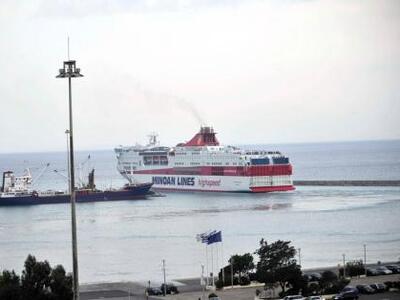 "Οι μωρές παρθένες του Δήμου της Πά...