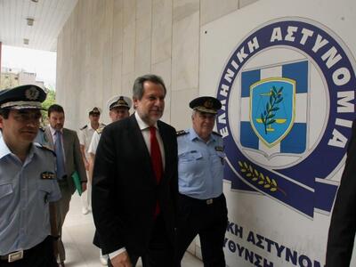 Διαδικασίες άμεσου επαναπατρισμού λαθρομ...