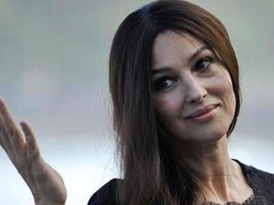 "Η Mόνικα Μπελούτσι λέγεται Μπελλού...