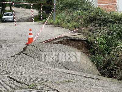 Πάτρα: Δρόμος… κομμάτια η οδός Ομήρου στ...