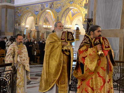 Στην Πάτρα λειτούργησε την Κυριακή ο Μητροπολίτης Σαράντα Εκκλησιών κ. Ανδρέας - ΦΩΤΟ