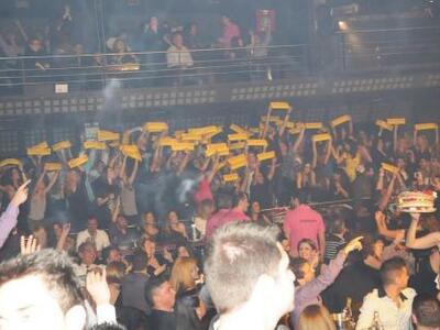 Γιατί έβγαλαν στην φόρα τα..."πωλητ...