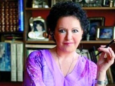 Η Μάρθα Καραγιάννη στο… Vollywood!