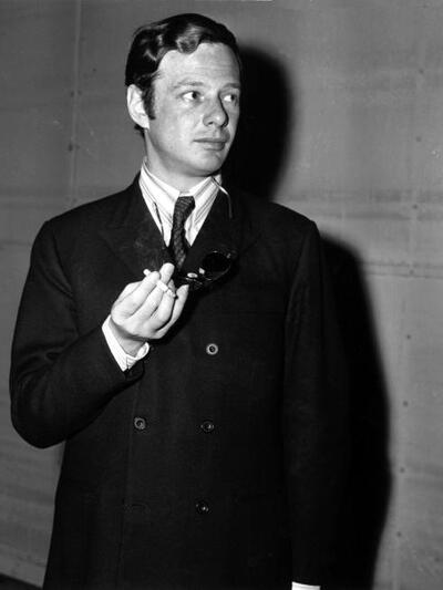 O Βrian Epstein, με τον οποίο φημολογούν...