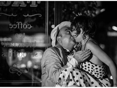 Ένα μοναδικό καλλιτεχνικό βίντεο για το ...