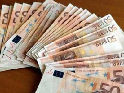 Να γιατί τα ξημερώματα το ευρώ διασπάστηκε