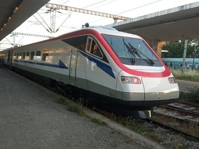 Hellenic Train: Έκπτωση 50% σε αναπληρωτ...