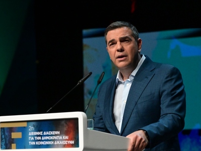 Αλέξης Τσίπρας: Χρειάζεται ένας νέος πατ...
