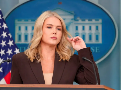 «Η μάνα σου»: Επίθεση Λευκού Οίκου σε δη...