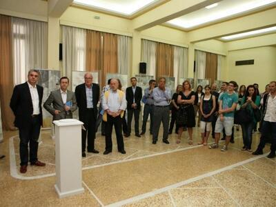 Δείτε φωτογραφίες απο την έκθεση «Οι δάδ...