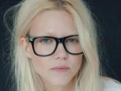 Το κορίτσι απο τη Ναύπακτο που κατέκτησε...