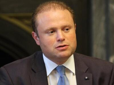 Πρωθυπουργός Μάλτας : Χρειαζόμαστε μια λ...