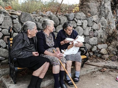 Μυτιλήνη: Πέθανε η γιαγιά Μαρίτσα, σύμβο...
