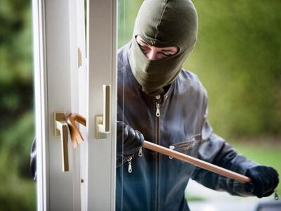 Τον ακινητοποίησαν με το μαξιλάρι που κοιμόταν