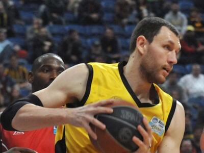 Μπάσκετ: Επιστρέφει στην ΑΕΚ ο Μαυροκεφαλίδης