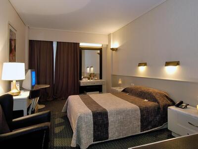 Αυτά τα ξενοδοχεία θα λειτουργούν σε Δυτ...