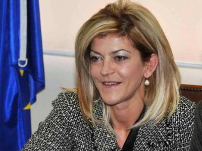 Μανωλοπούλου - Μακρής ζητούν εξηγήσεις από Σκιαθά