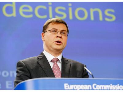 Βάλντις Ντομπρόβσκις: Η Ευρωζώνη δείχνει...