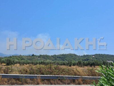 Οριοθετήθηκε η φωτιά στην Ρόδο – Επιχείρ...