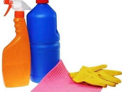 Διάλυμα χλωρίνης καταπολεμά τις δερματικ...