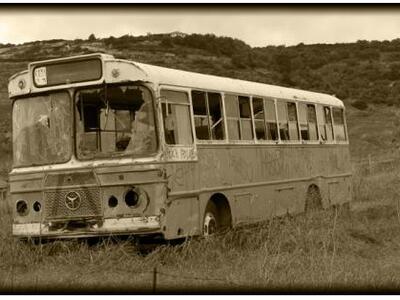 Ανετράπη λεωφορείο που πέρασε ... στα ψιλά! 