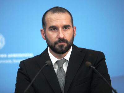 Δημ. Τζανακόπουλος: «Ο κ. Μητσοτάκης βρί...