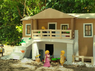 Oι Άγριες Μέλισσες έγιναν  Playmobil- Δε...