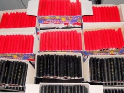 Πάτρα: Πωλούσε παράνομα κροτίδες και καπνογόνα